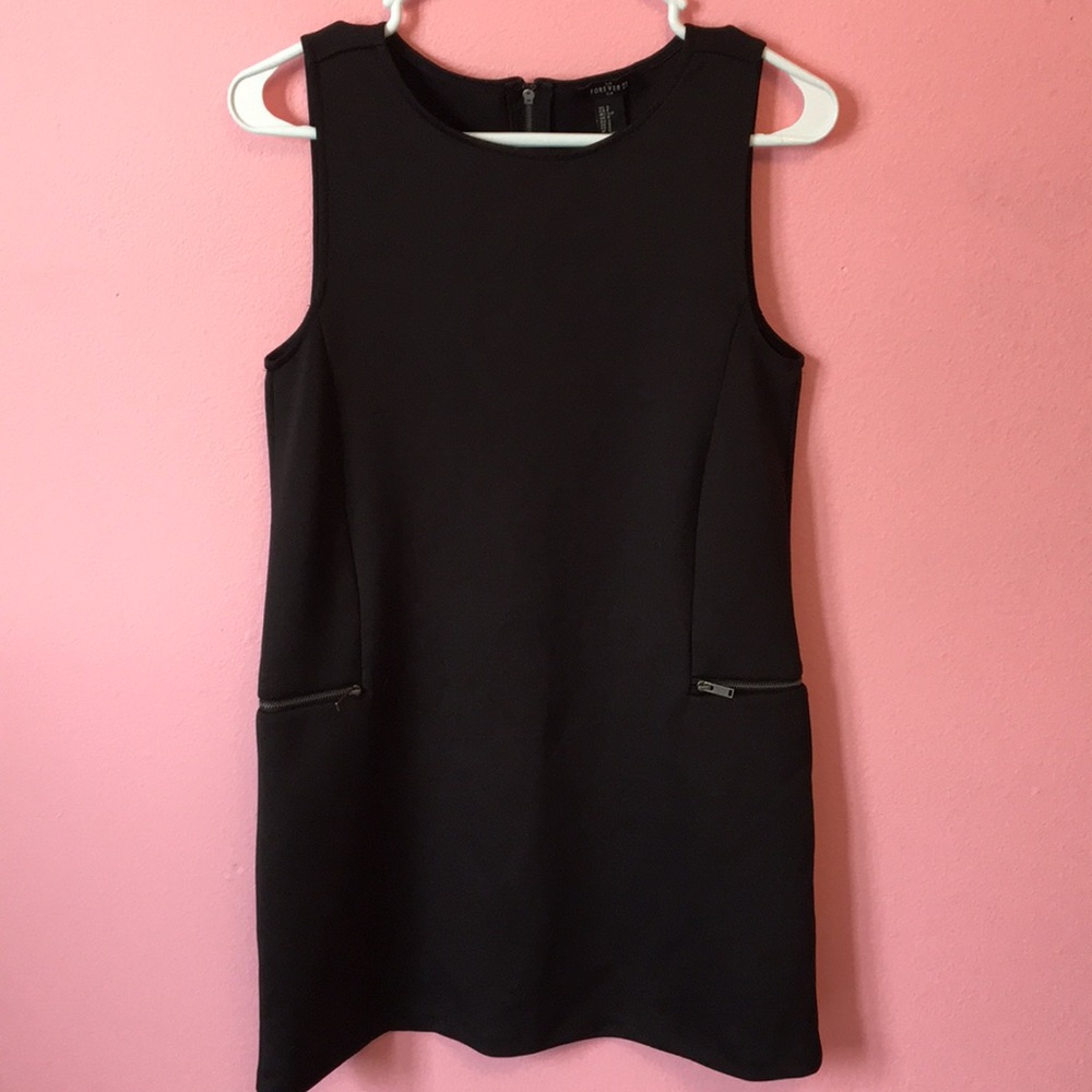 ▪️oversized black sleeveless dress▪️